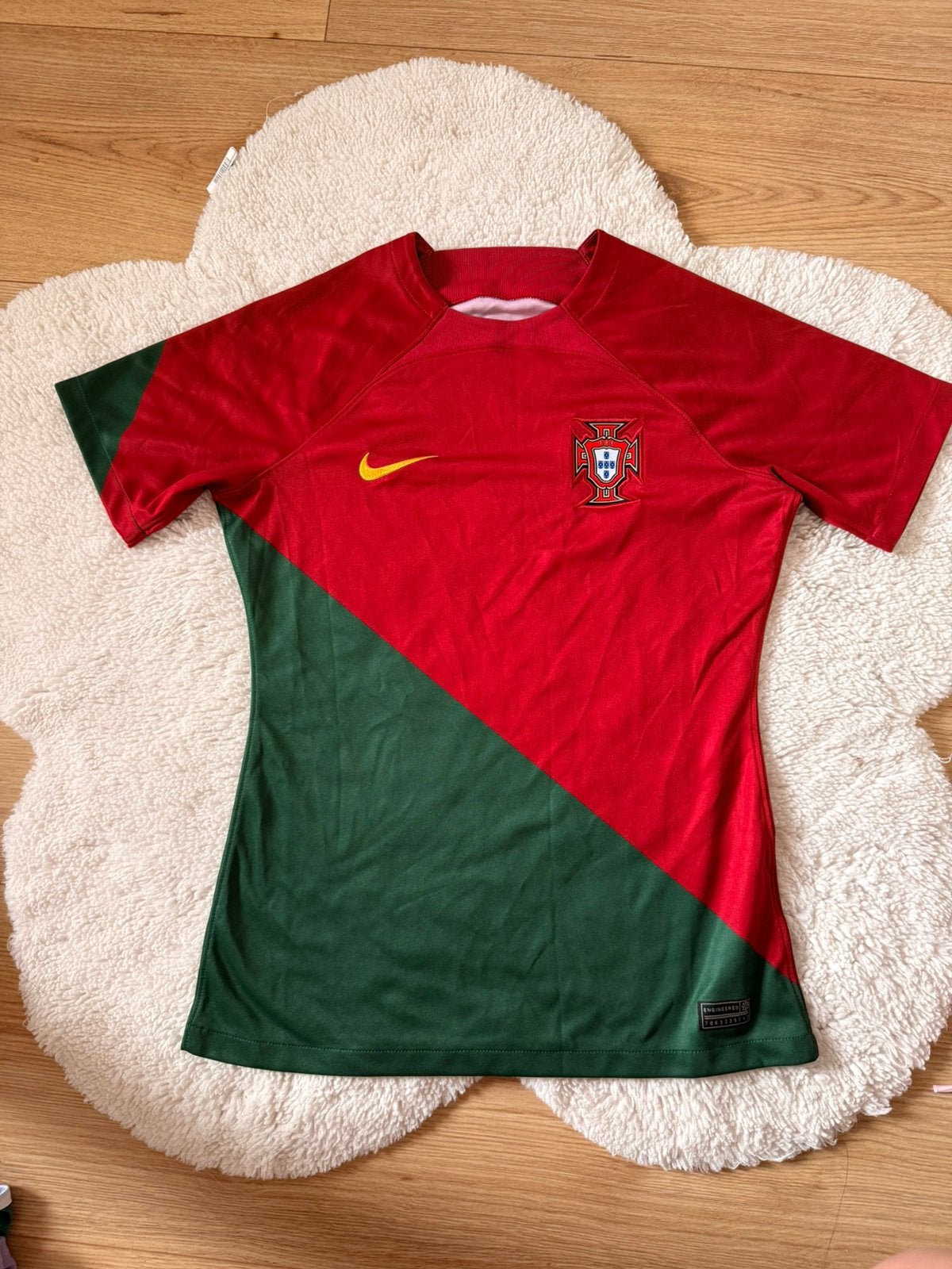 Portugal team t shirt, Kleding | Dames, T-shirts, Ophalen of Verzenden, Zo goed als nieuw, Korte mouw