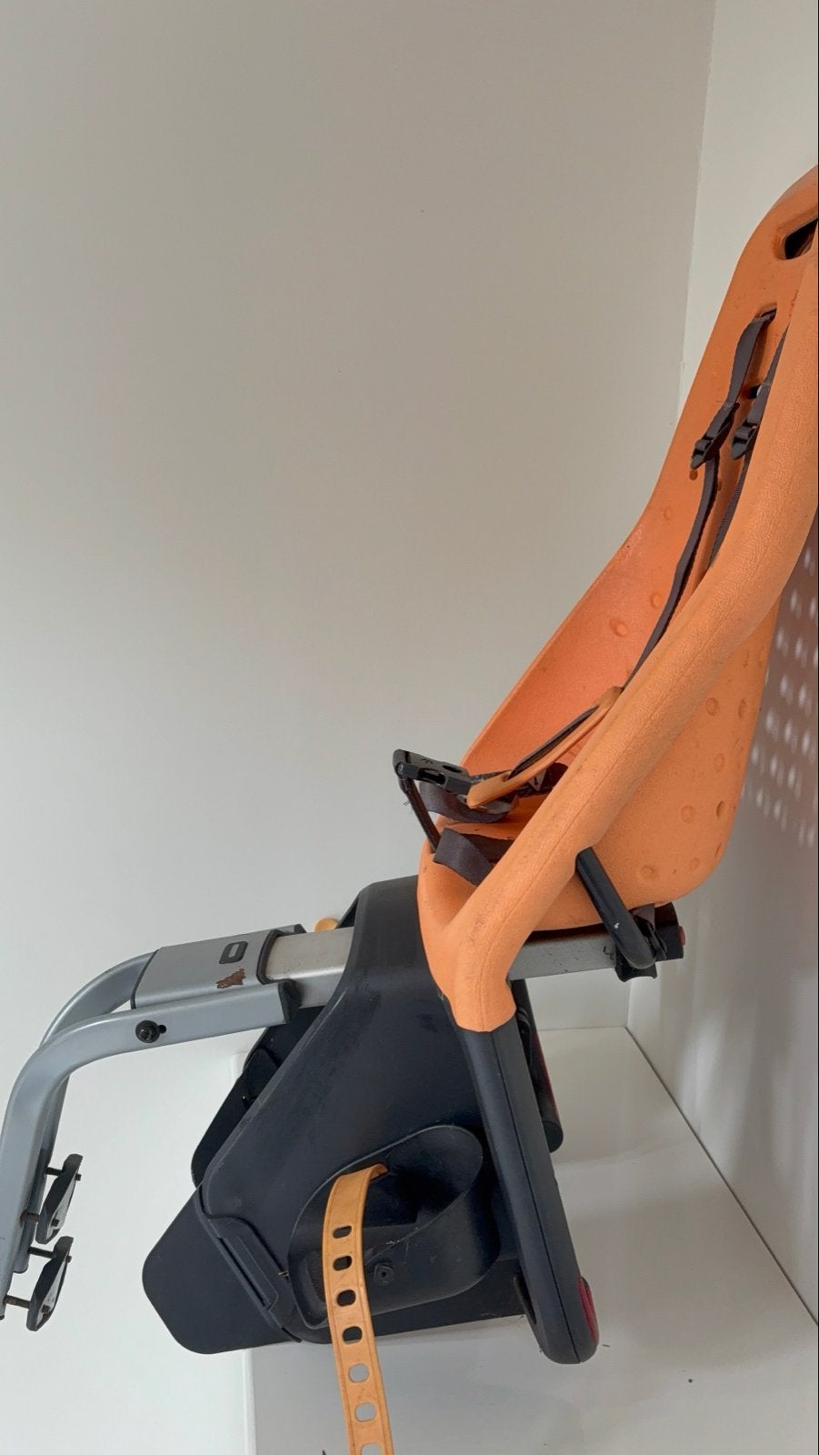 Yepp Fietsstoeltje Achter Oranje met adaptor, Achterzitje, Ophalen of Verzenden, 9 t/m 36 kg, Gebruikt