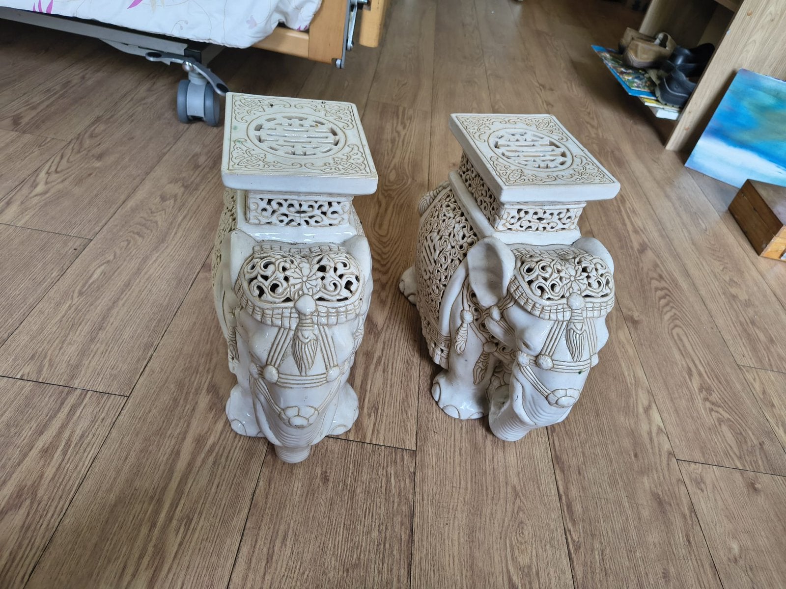 Keramieke olifanten zuil plantenstandaatd chinees, Huis en Inrichting, Woonaccessoires | Zuilen en Pilaren, Ophalen of Verzenden