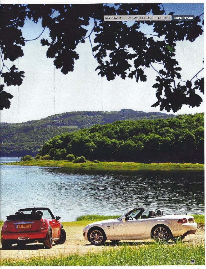 Autovisie Mazda MX-5 versus Mini Cooper Cabrio 2011, Ophalen of Verzenden, Gelezen, Mazda