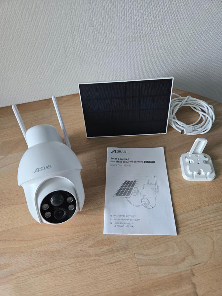 ANRAN Draadloze Beveiligingscamera op Zonne-energie, Ophalen of Verzenden, Zo goed als nieuw, Buitencamera