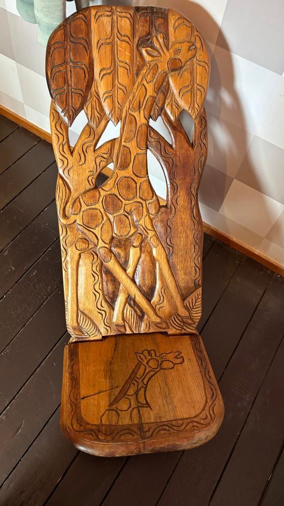 Afrikaanse Palaver Stoel met Giraffe Houtsnijwerk, Ophalen