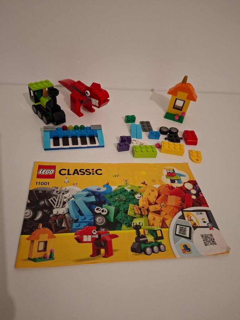 Lego classic 11001 compleet met boekje, Ophalen of Verzenden, Zo goed als nieuw, Complete set, Lego