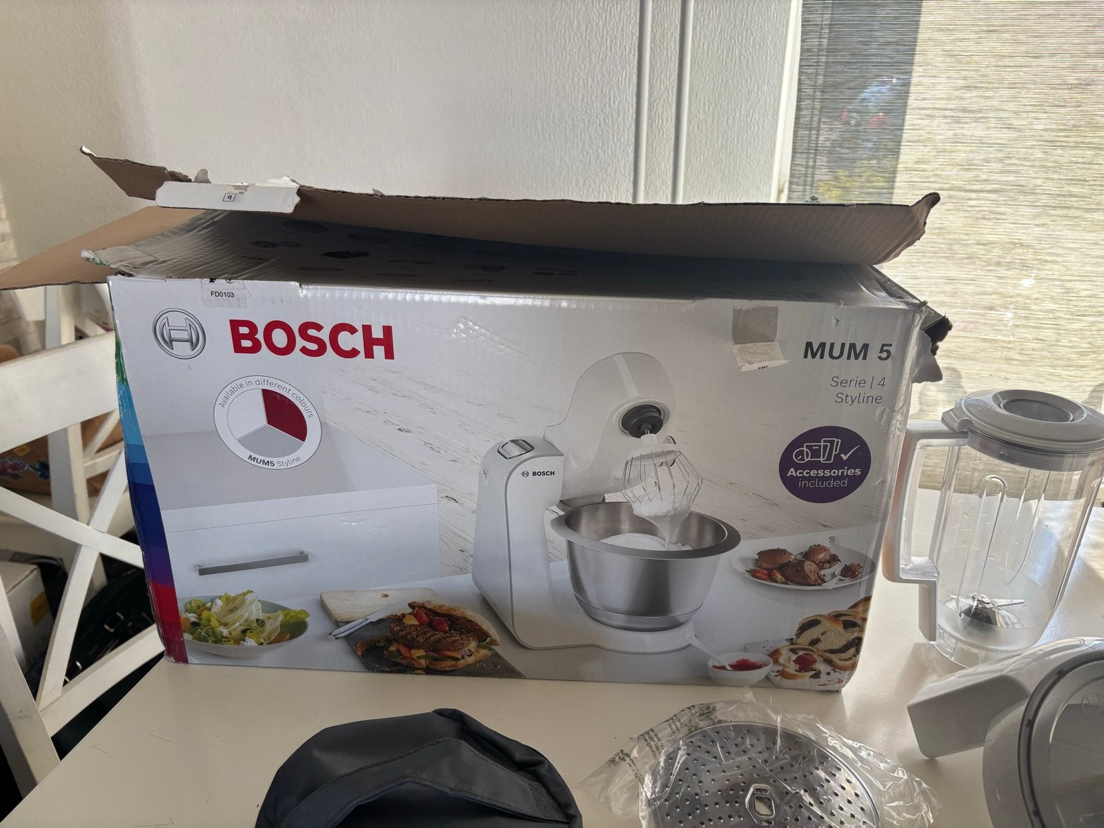 Bosch MUM5 Keukenmachine - Serie 4 Styline, Ophalen, Zo goed als nieuw, Vaatwasserbestendig, 3 snelheden of meer