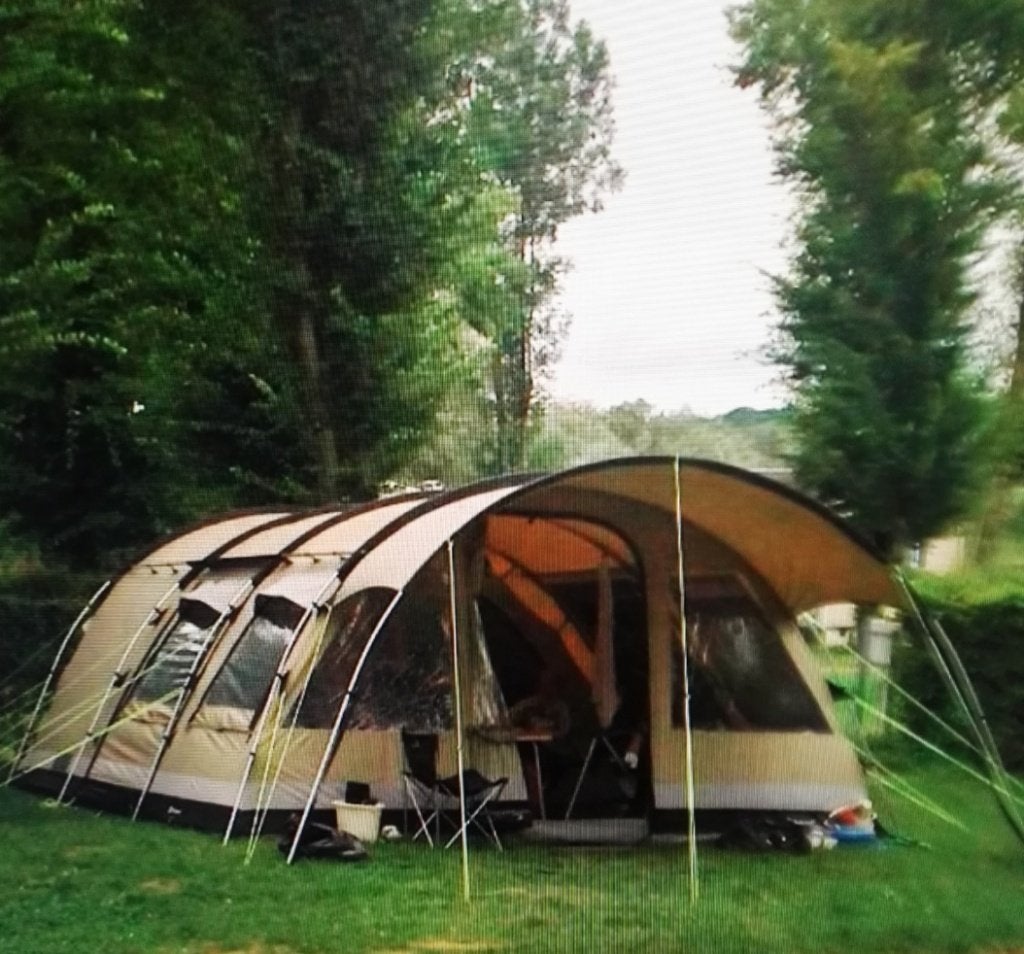 6 persoons Bear lake tent, met veel accessoires. Lees de adv, Ophalen, Zo goed als nieuw, Tot en met 6