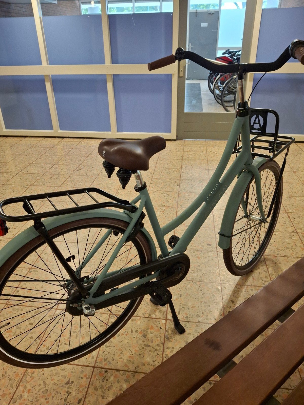 Damesfiets met voordrager en bagagedrager, zo goed als nieuw, Overige merken, Terugtraprem, Ophalen of Verzenden, Zo goed als nieuw