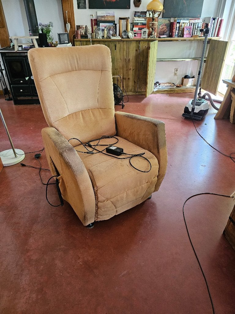 Relax fauteuil, Ophalen, Gebruikt, 75 tot 100 cm, 50 tot 75 cm