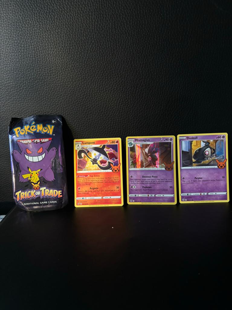 Pokémon Trick or Trade BOOster Bundle met 3 kaarten, Ophalen of Verzenden, Zo goed als nieuw, Booster
