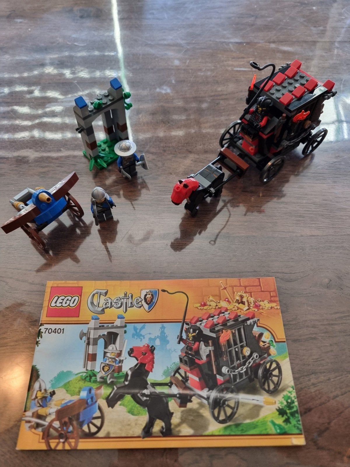 Lego Castle 70401 Goudtransport met ridders en schat, Lego, Ophalen of Verzenden, Castle, Complete set