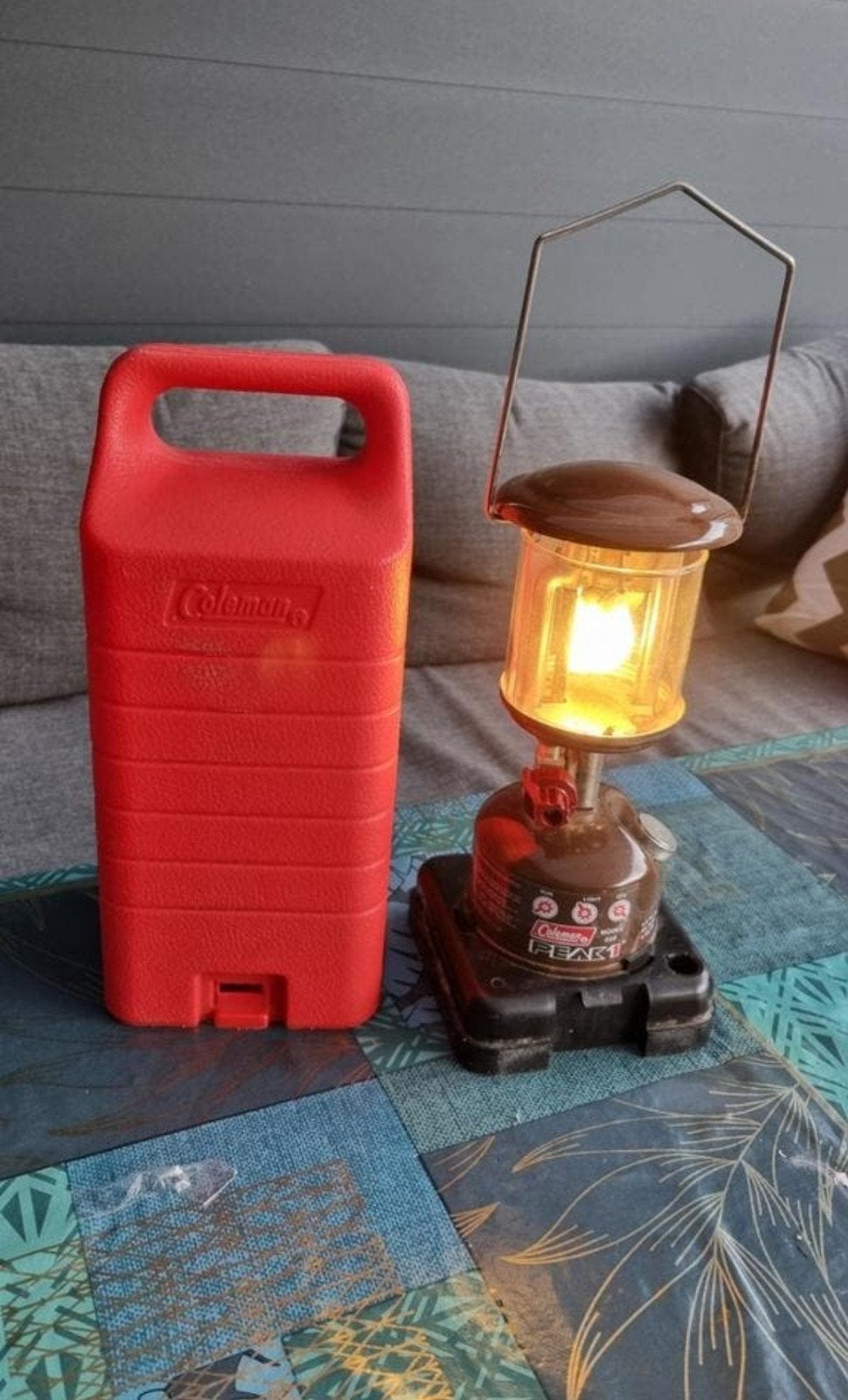 Coleman Peak 1 Model 222 Lantaarn met Rode Opbergkoffer, Ophalen of Verzenden