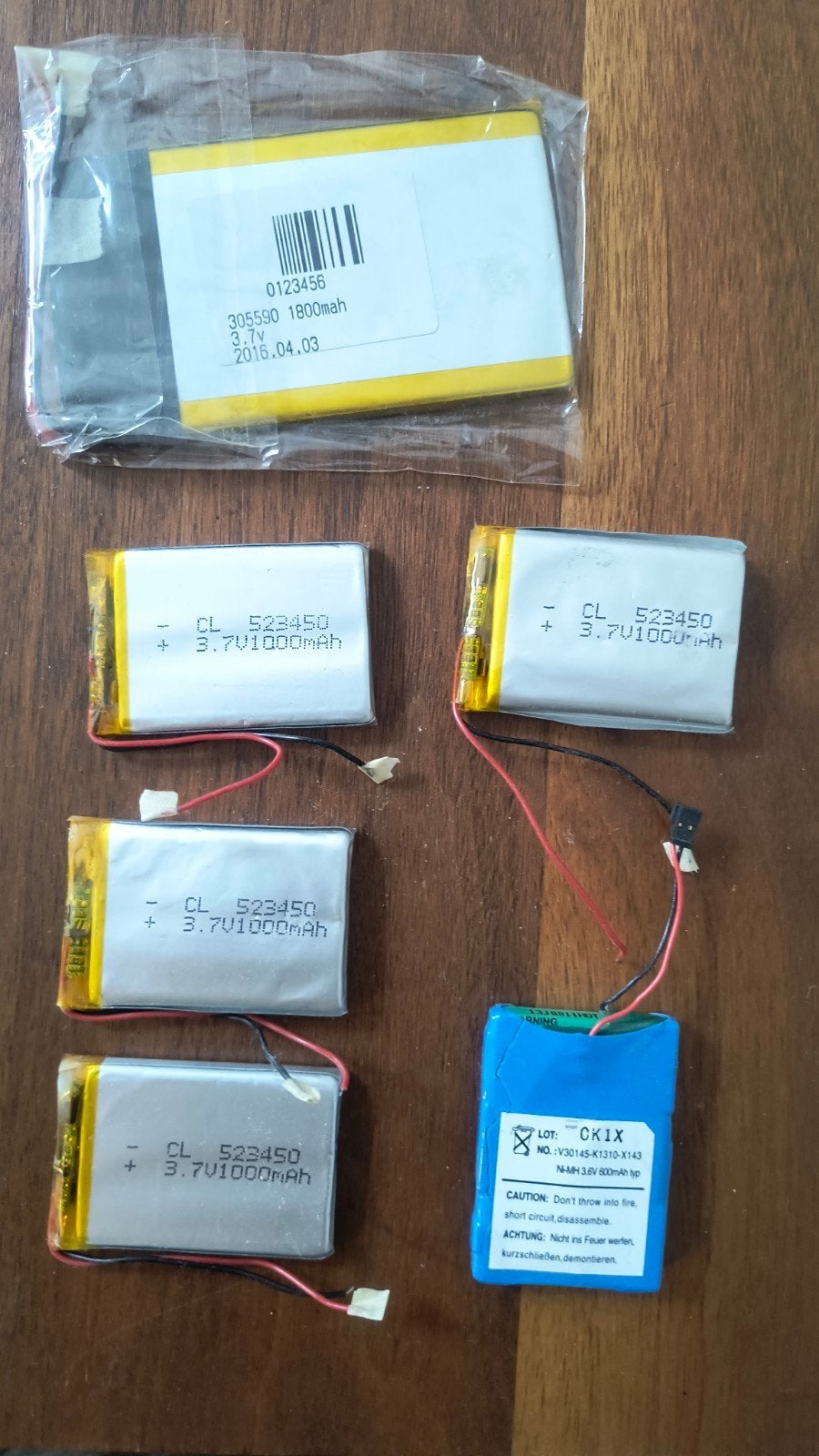 Diverse accu's cellen ereader enz.6 st., Audio, Tv en Foto, Accu's en Batterijen, Ophalen of Verzenden