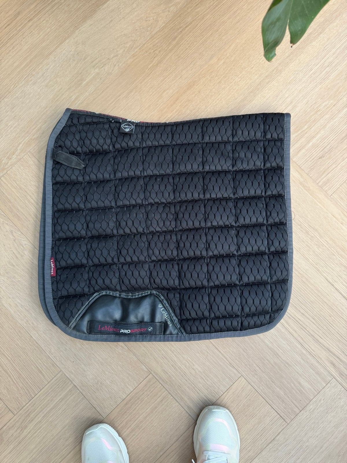 LeMieux Carbon Mesh dekje zwart, Full (L), Dressuurdekje, Mesh, Ophalen of Verzenden