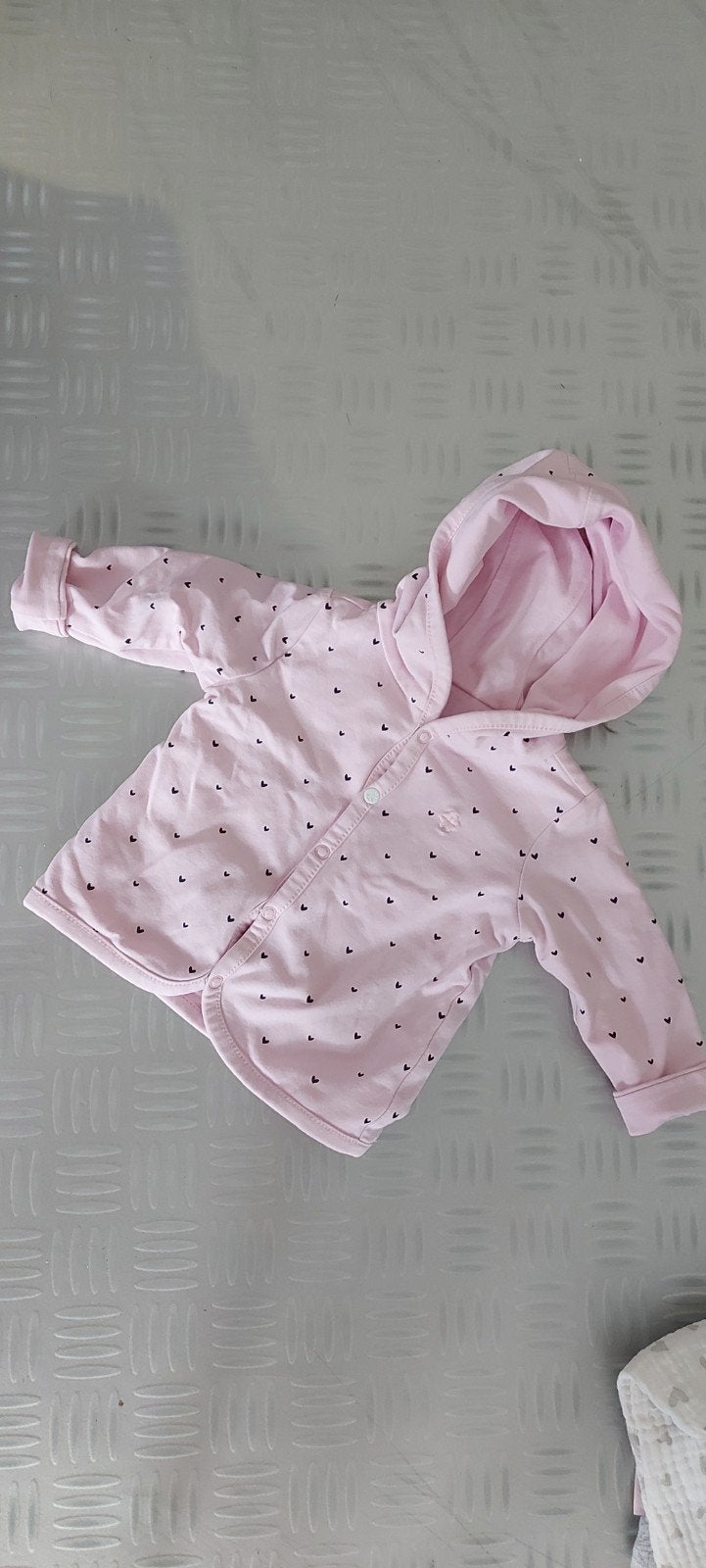Babyjasje mt 50 noppies, Kinderen en Baby's, Meisje, Ophalen of Verzenden, Zo goed als nieuw, Jasje
