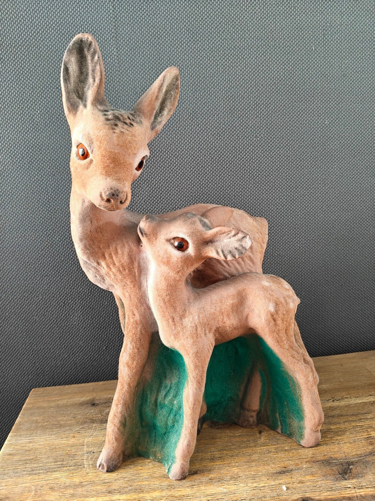 Vintage Flocked Hert met Jong Bambi  Zeldzaam Decoratiebeeld, Ophalen of Verzenden