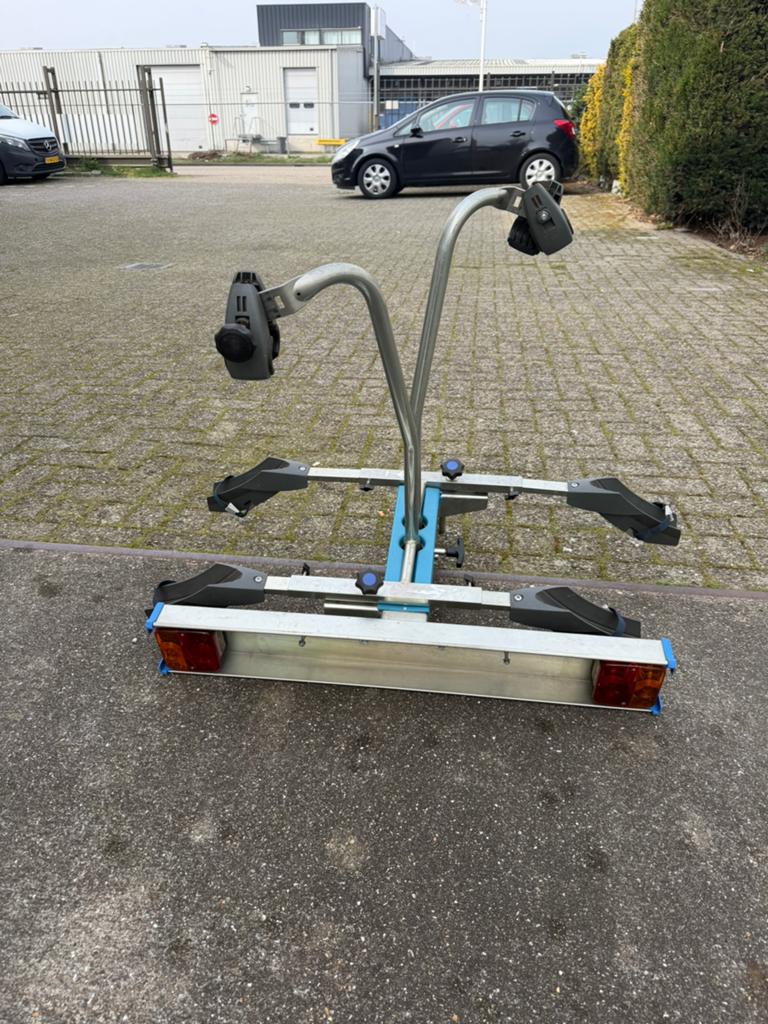 Fiets dragers, Ophalen of Verzenden, Zo goed als nieuw, Trekhaakdrager
