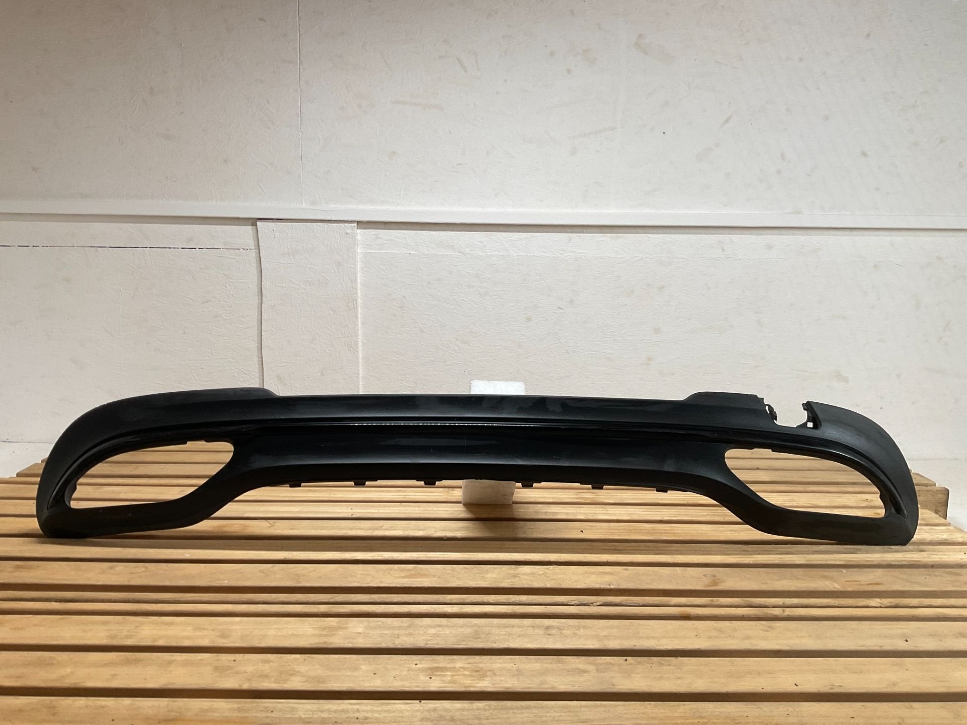 Achterbumper Diffuser Mercedes-Benz E-Class Spoiler MB-122, Auto-onderdelen, Gebruikt, Mercedes-Benz AG, Mercedes-Benz, Ophalen of Verzenden