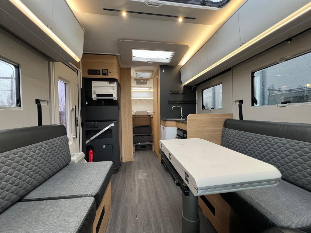 Adria Coral 670 DL LEVEL/AIRCO 2X/LPG INST., Ringverwarming, Fiat, Bedrijf, Tot en met 3