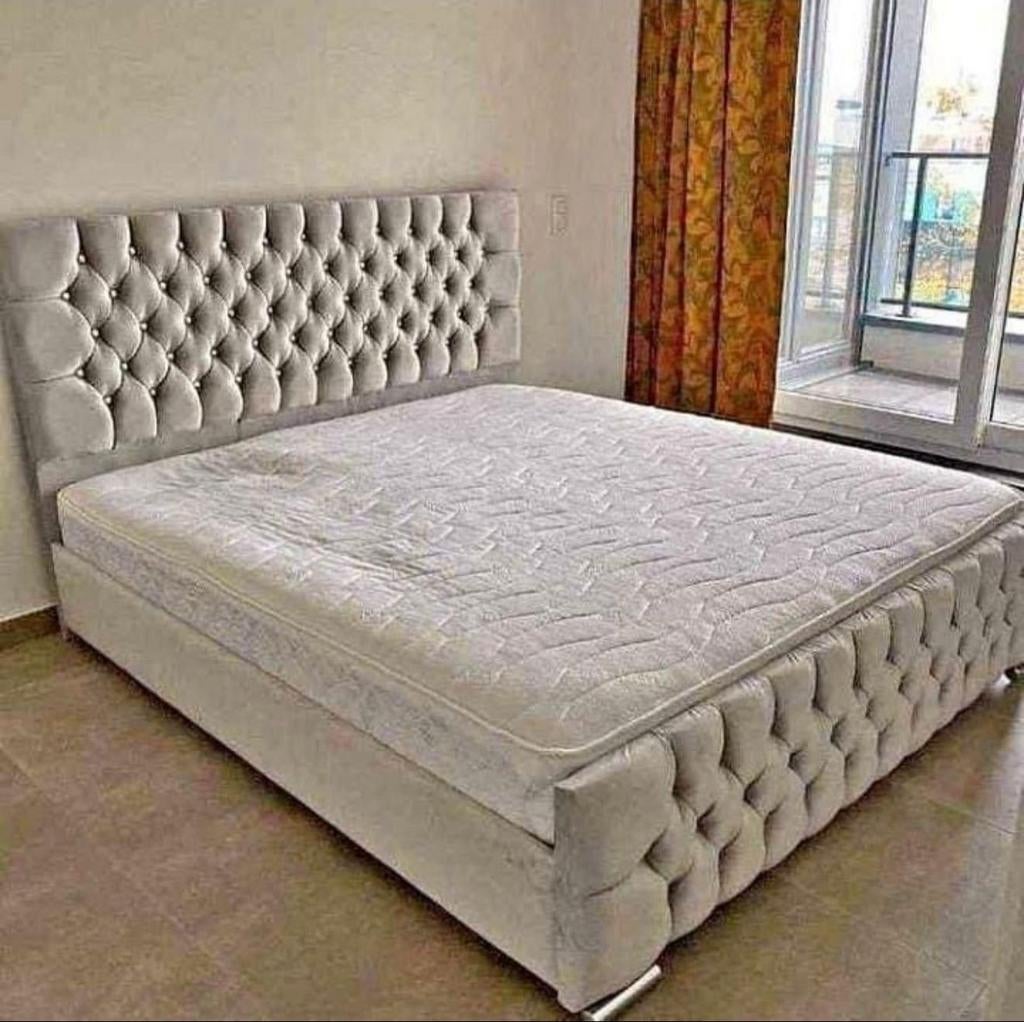 Luxe modern gestoffeerd bed – kingsize bed – als nieuw
    g, Verzenden, Nieuw