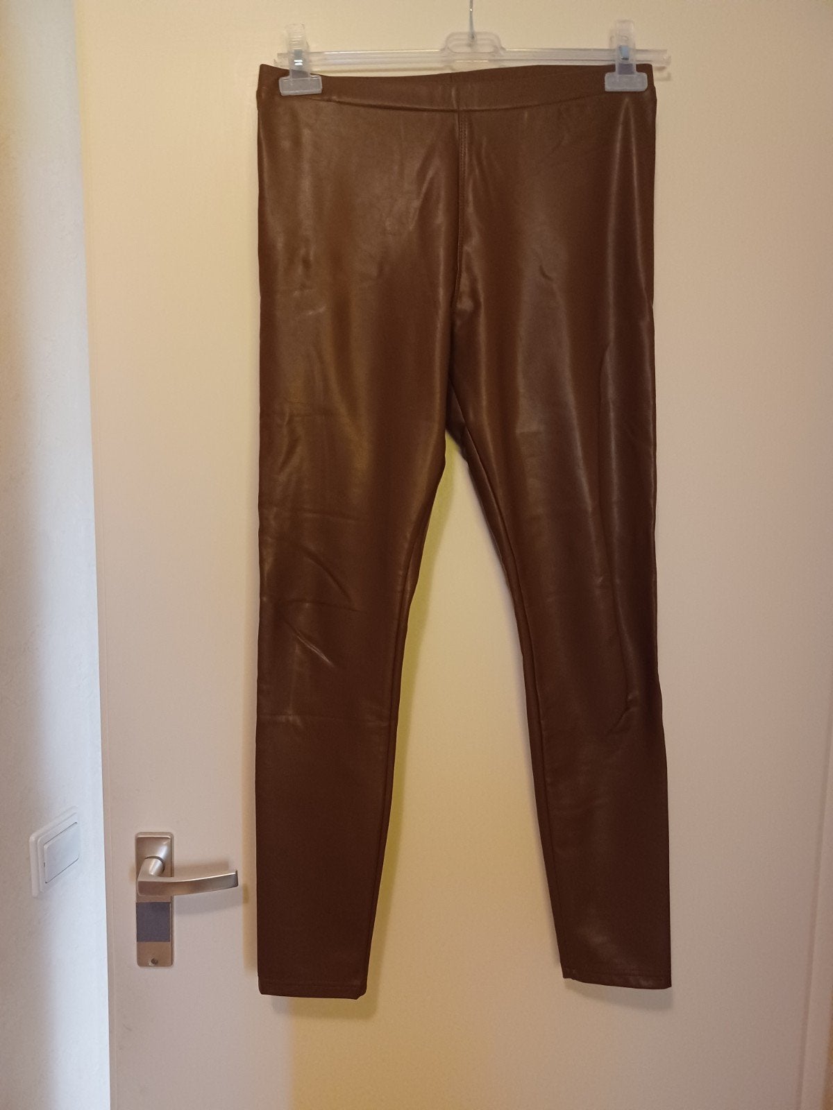 Norfy lederlook broek bruin maat 40, Kleding | Dames, Legging, Bruin, Overige maten, Ophalen of Verzenden