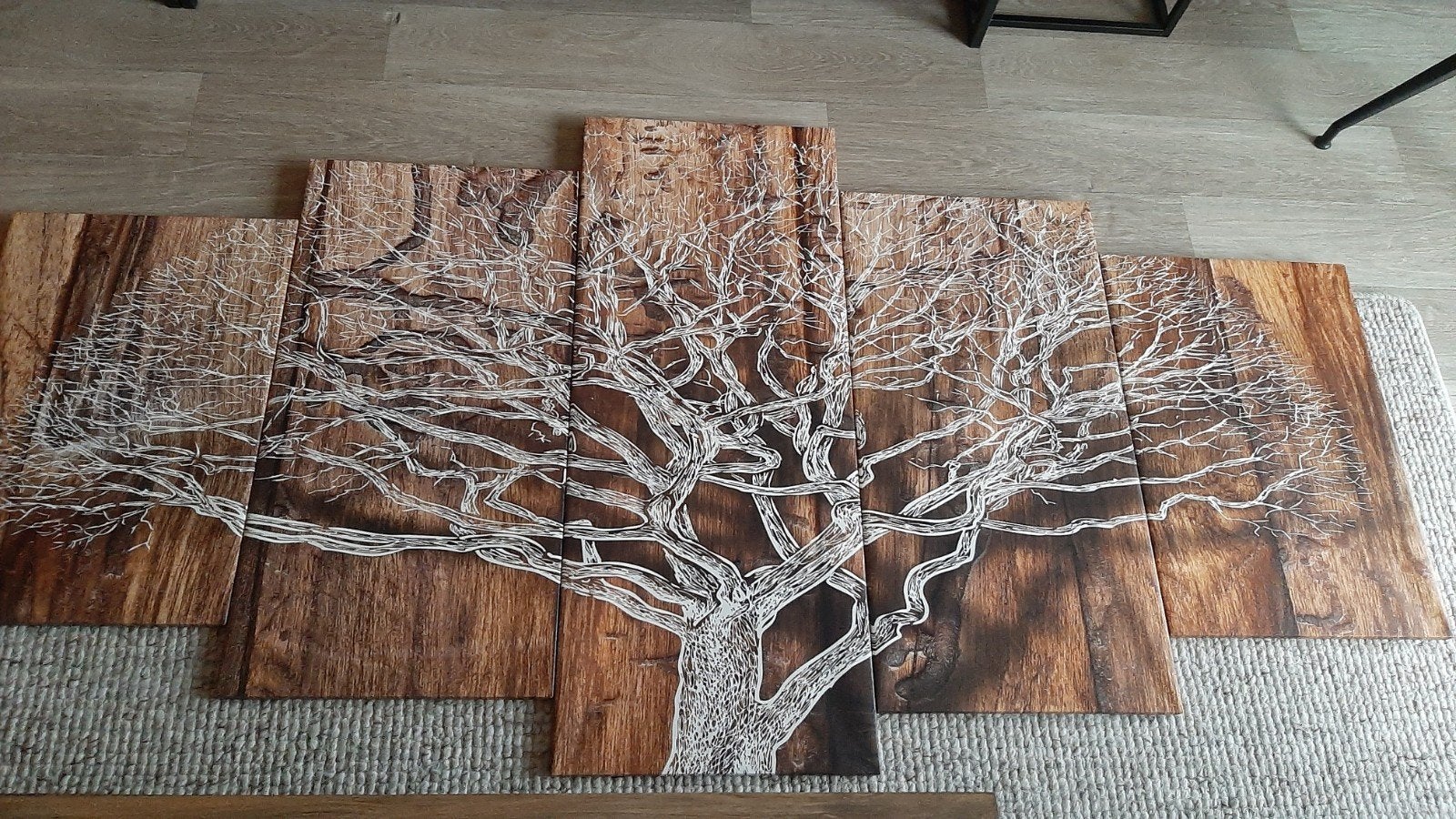Levensboom wanddecoratie, Ophalen