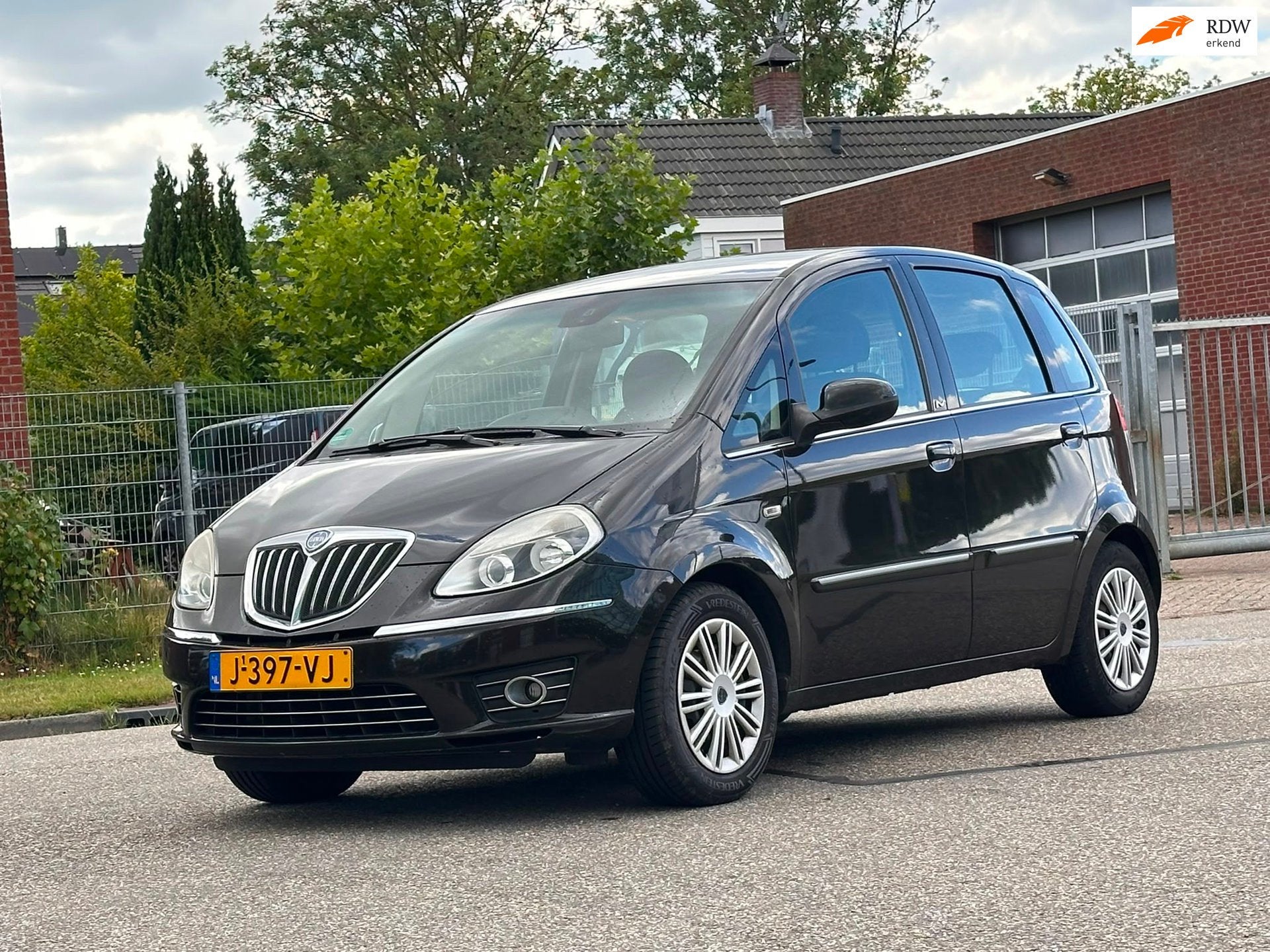 Lancia Musa 1.4-16V Gold DFN S&S Automaat*Cruise*Airco*78.00, Auto's, Lancia, Euro 5, Gebruikt, Bruin, 400 kg