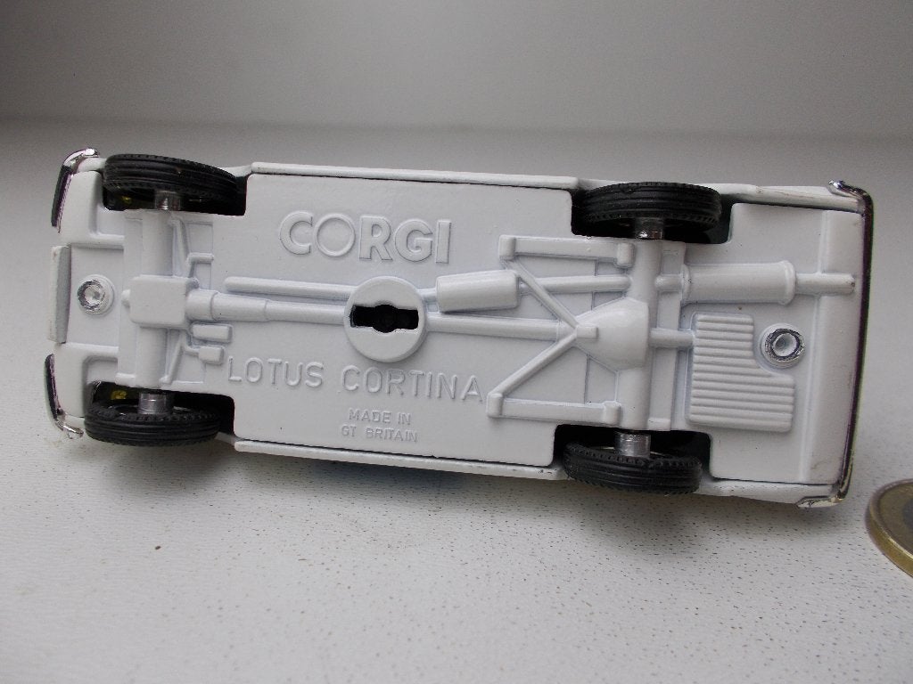 1989 Corgi LOTUS CORTINA "POLICE" I.z.g.st., Ophalen of Verzenden, Zo goed als nieuw, Auto, Corgi