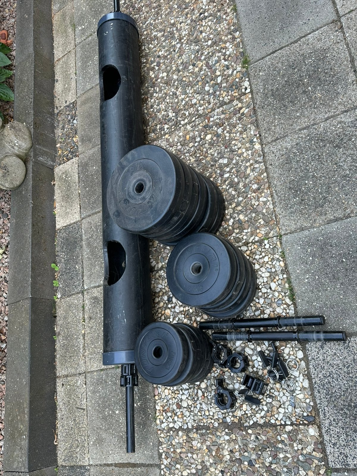 28mm gewichten set met stang en dumbells, Sport en Fitness, Ophalen, Gebruikt, Halterschijven