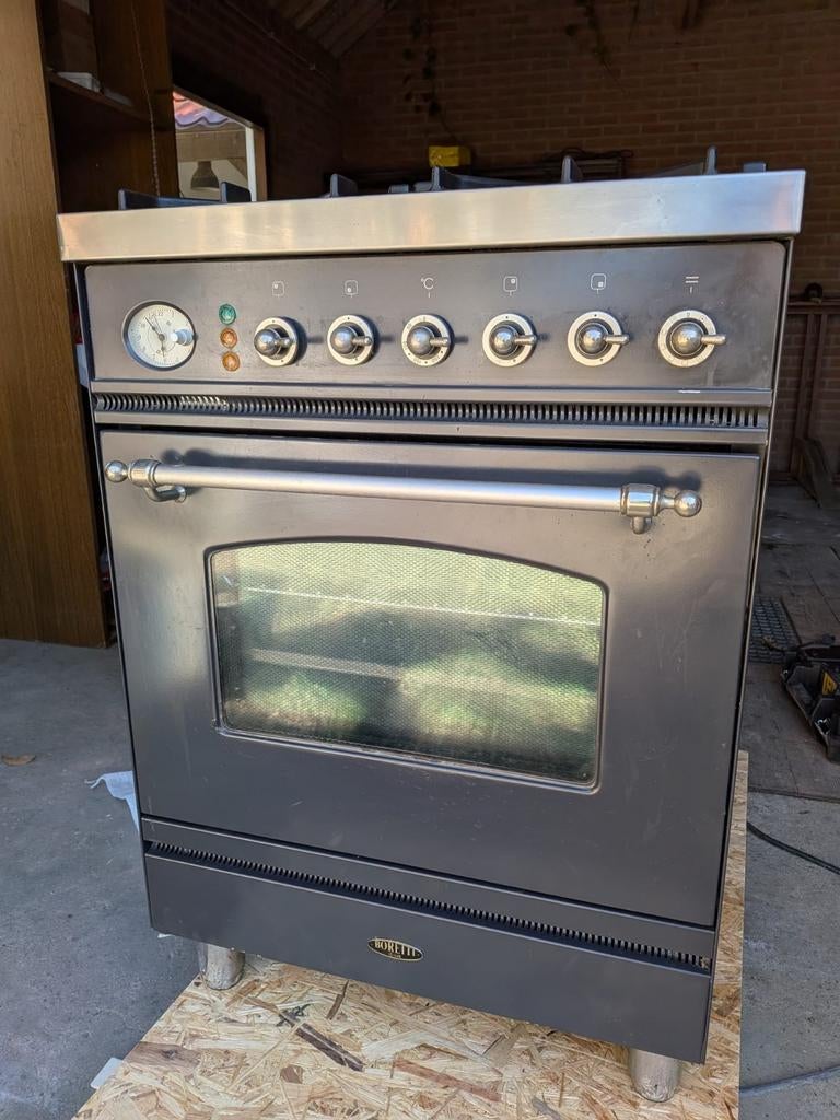 Boretti gasfornuis met oven + nieuwe afzuigkap, Witgoed en Apparatuur, Kookplaten, Ophalen, Gebruikt, 4 kookzones, Gas