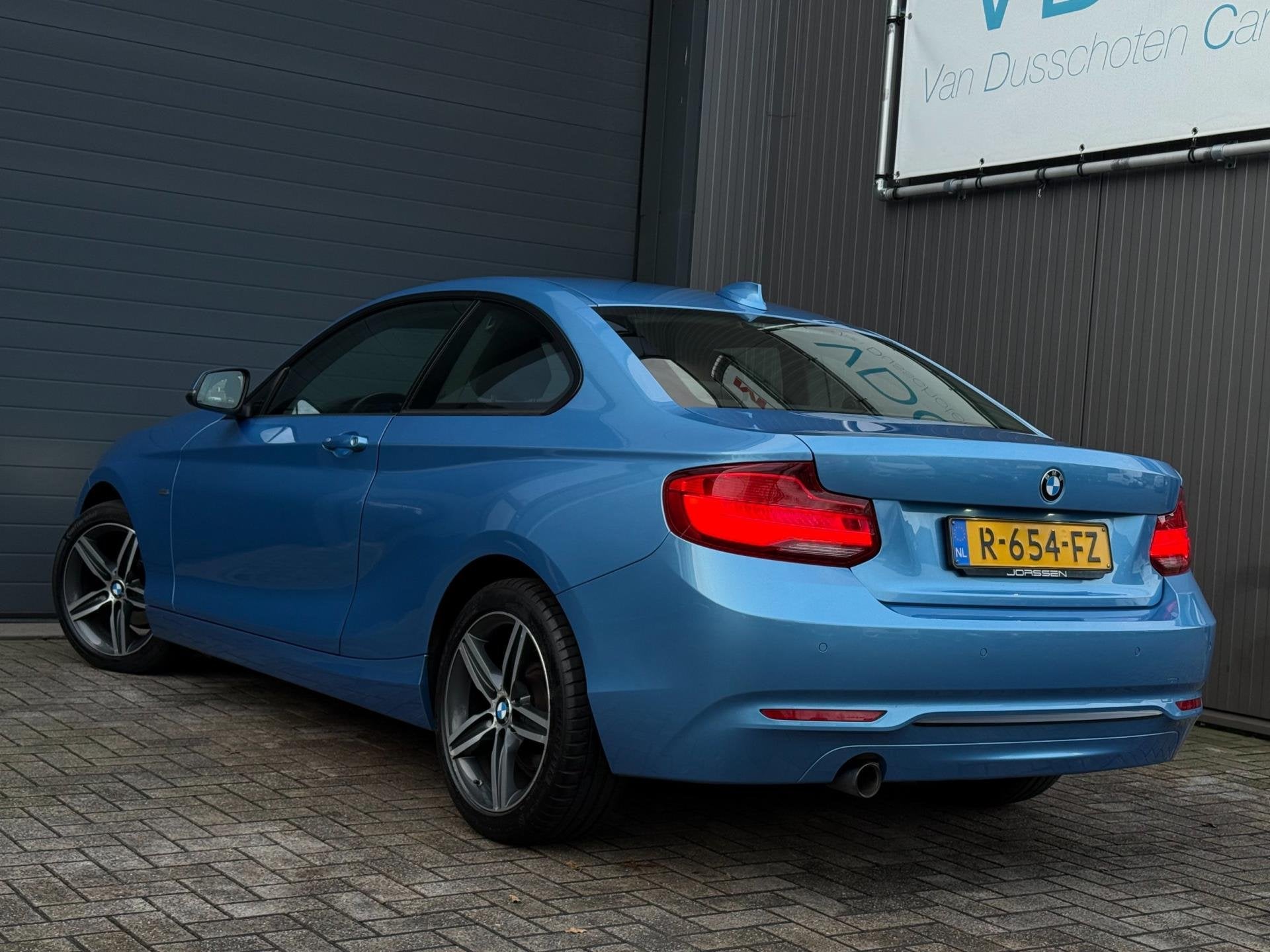 BMW 2-serie Coupé 218d High Executive | Automaat | Xenon, Auto's, Automaat, 4 cilinders, Diesel, 154 €/maand