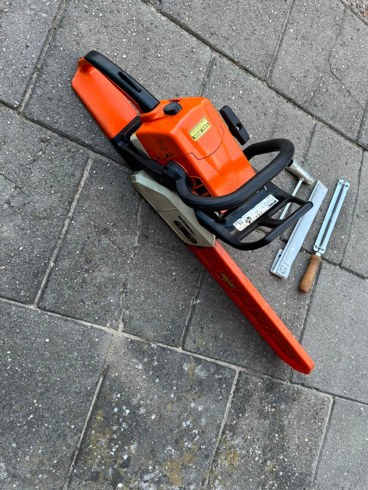 Stihl MS 230 Motorzaag met accessoires, Tuin en Terras, Hand-tuingereedschap, Ophalen