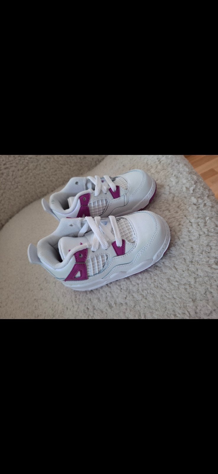 Jordan 4 Retro (TD) - Wit/Paars schoenen maat 22, Nieuw, Ophalen of Verzenden, Jordan, Jongen of Meisje