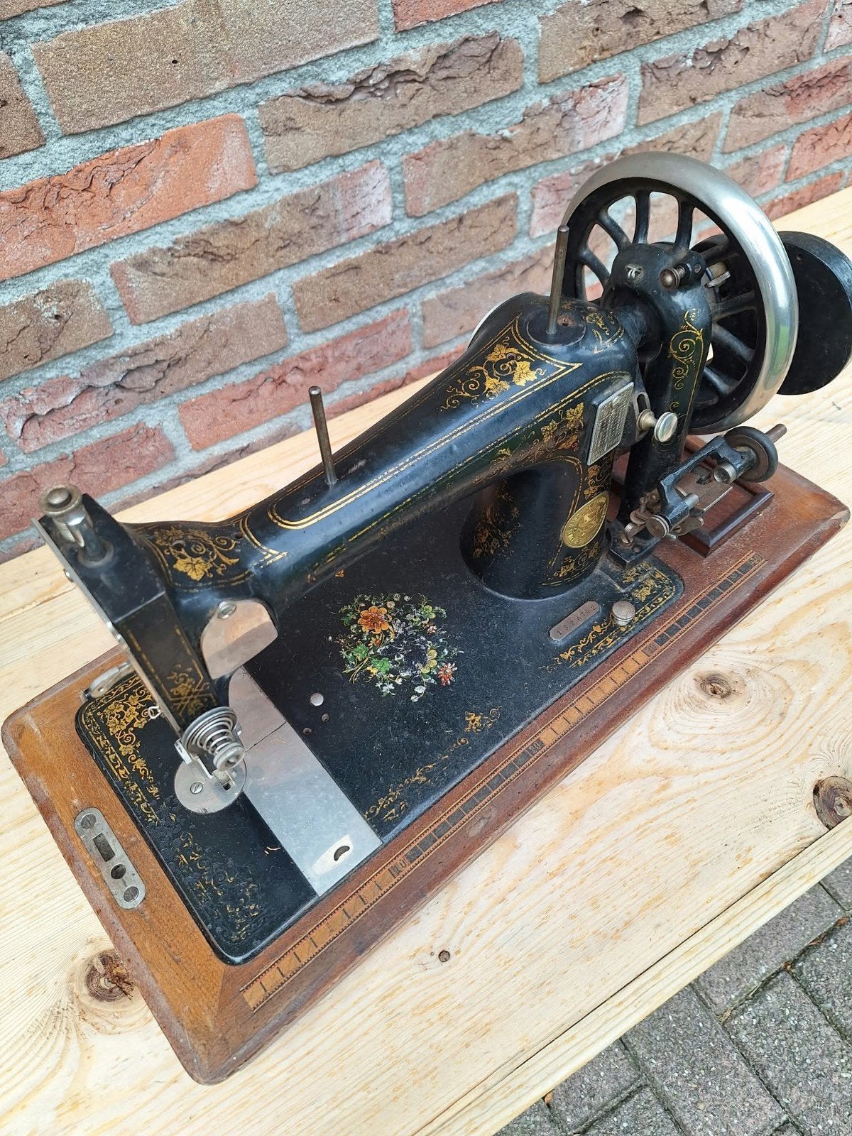naaimachine, Ophalen