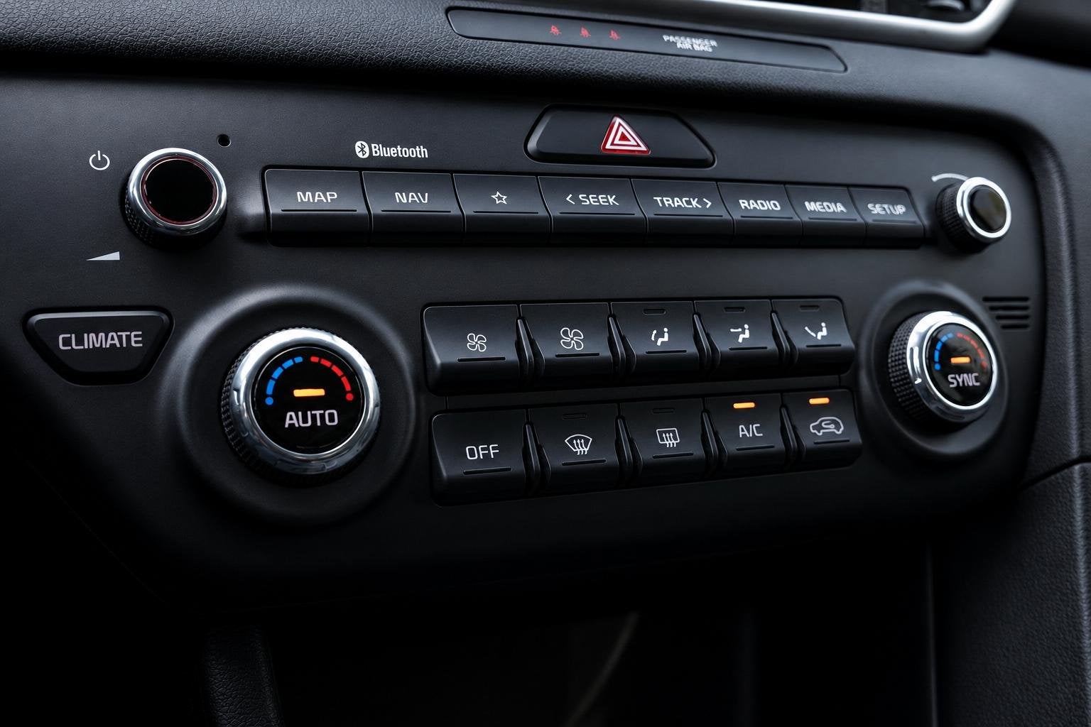 Foto 25 van Kia Sportage 1.6 T-GDI Black Edition | Navigatie | Carplay |