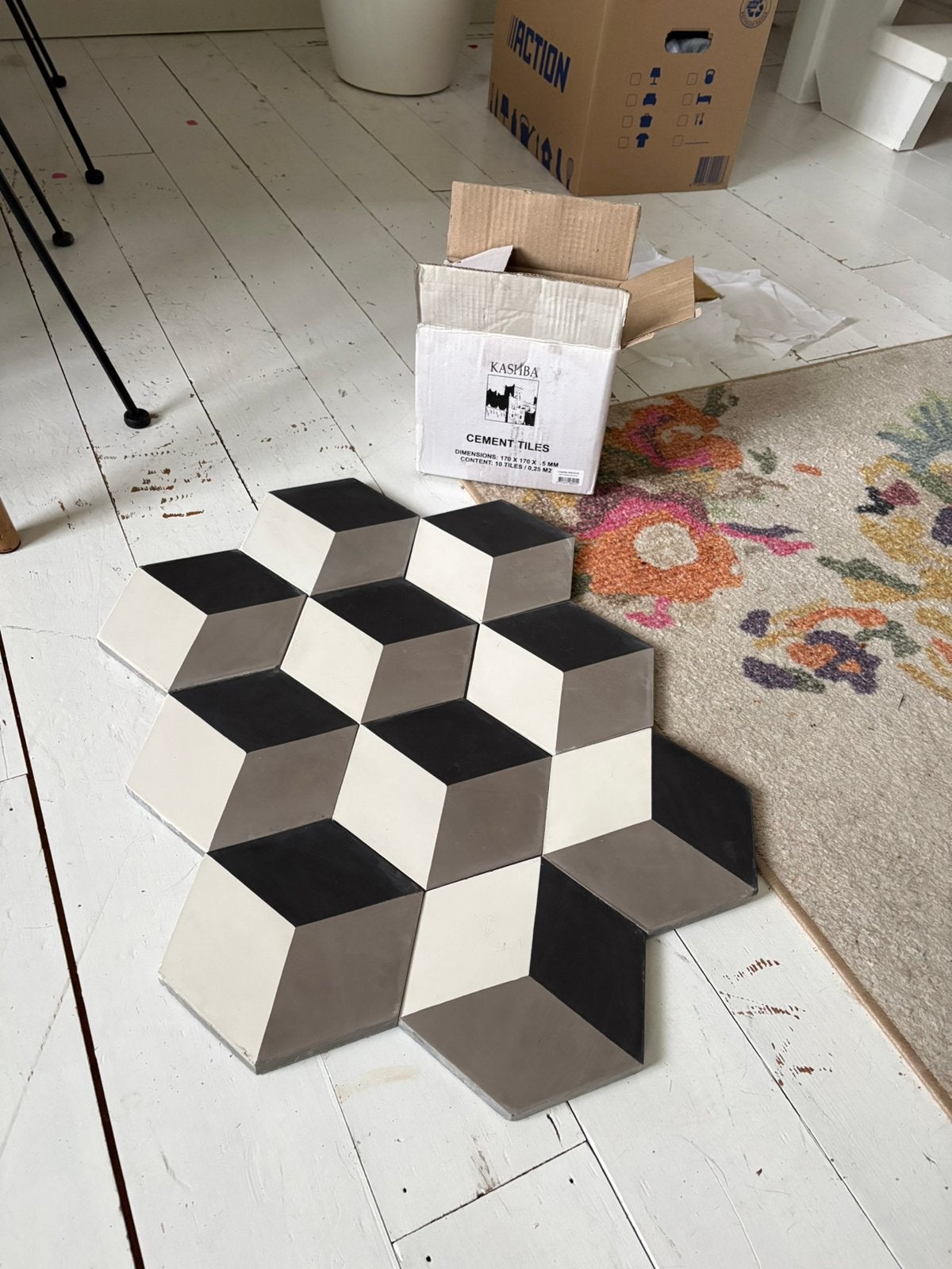 Betonlook tegel Escher, Doe-het-zelf en Verbouw, Tegels, Nieuw, Vloertegels, Keramiek, 60 cm of meer, Minder dan 5 m², Ophalen