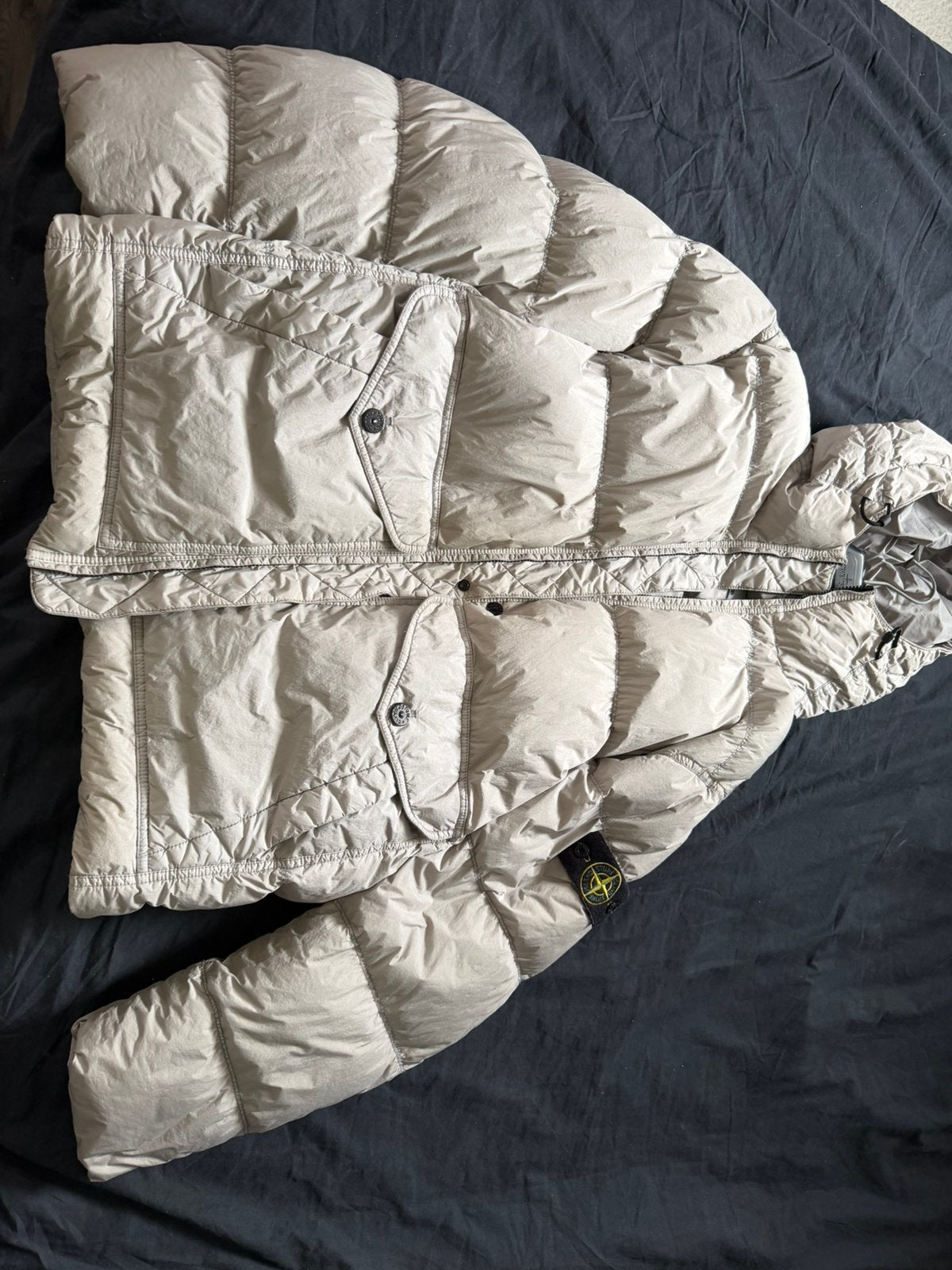 Stone island winterjas met kleine beschadiging, Kleding | Heren, Jassen | Winter, Ophalen of Verzenden, Gedragen, Maat 52/54 (L)