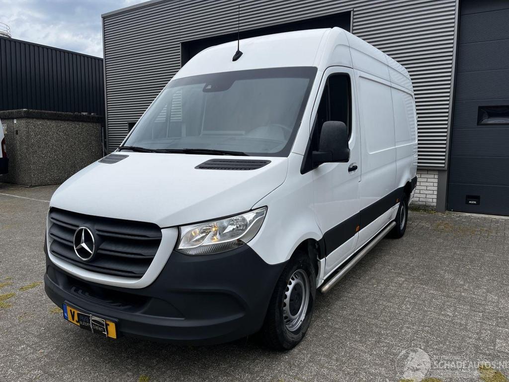 Mercedes-Benz Sprinter 317 CDI AUTOMAAT / NAVI / CAMERA / CR, Auto diversen, Schadeauto's, Automaat, Overige carrosserieën, Wit