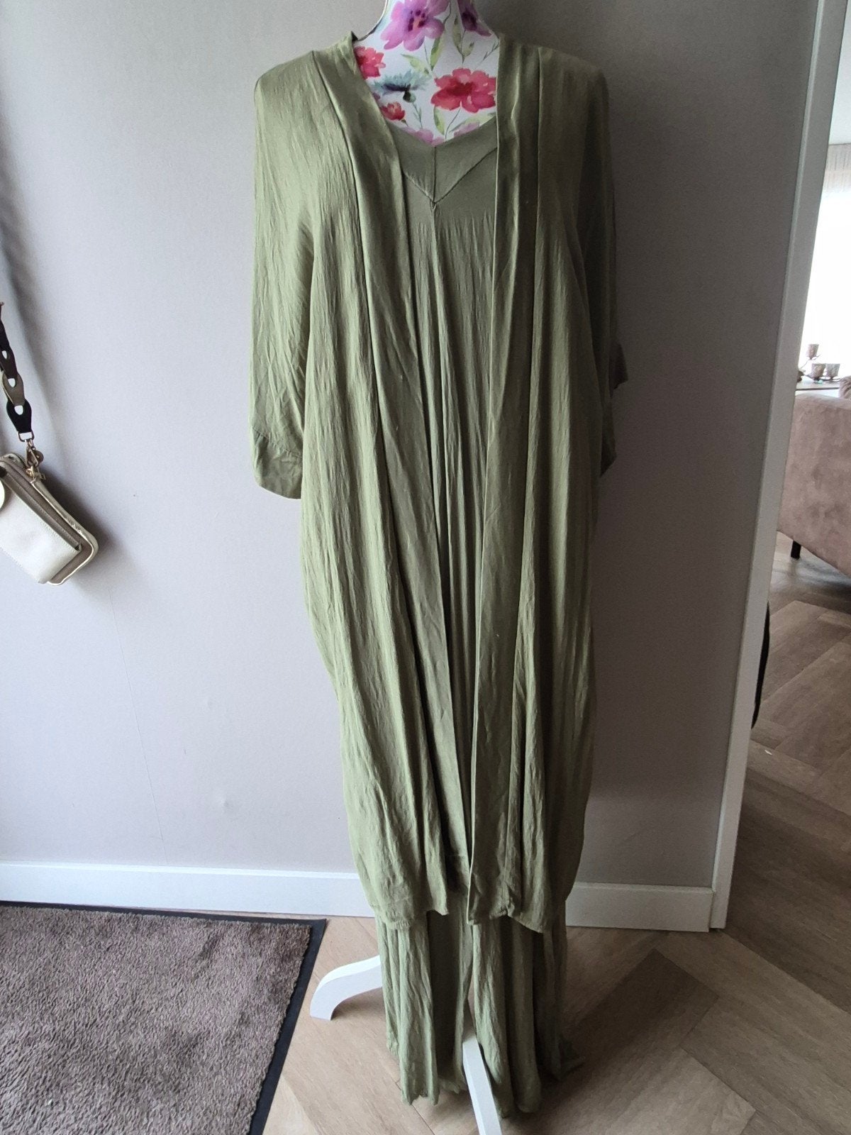 Jumpsuit met kimono, Ophalen of Verzenden, Zo goed als nieuw, Maat 42/44 (L), Groen