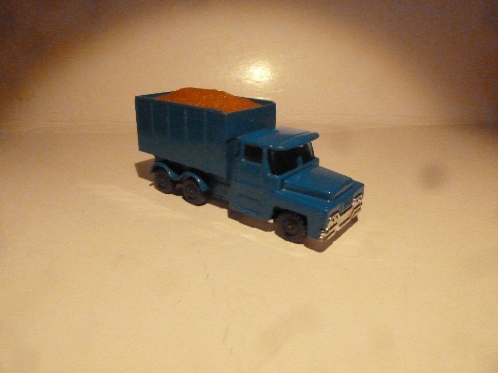 HUSKY   TRUCK, Ophalen of Verzenden, Zo goed als nieuw, Bus of Vrachtwagen
