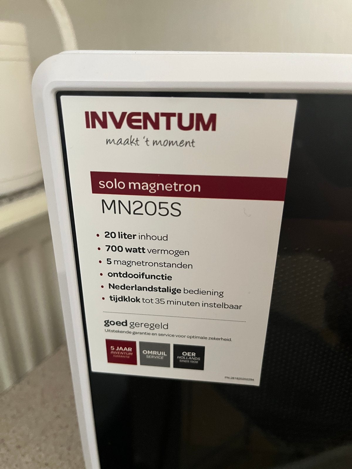 Inventum MN205S Senioren Magnetron - 1 jaar oud, Witgoed en Apparatuur, Magnetrons, Ophalen, Minder dan 45 cm, Draaiplateau, Vrijstaand
