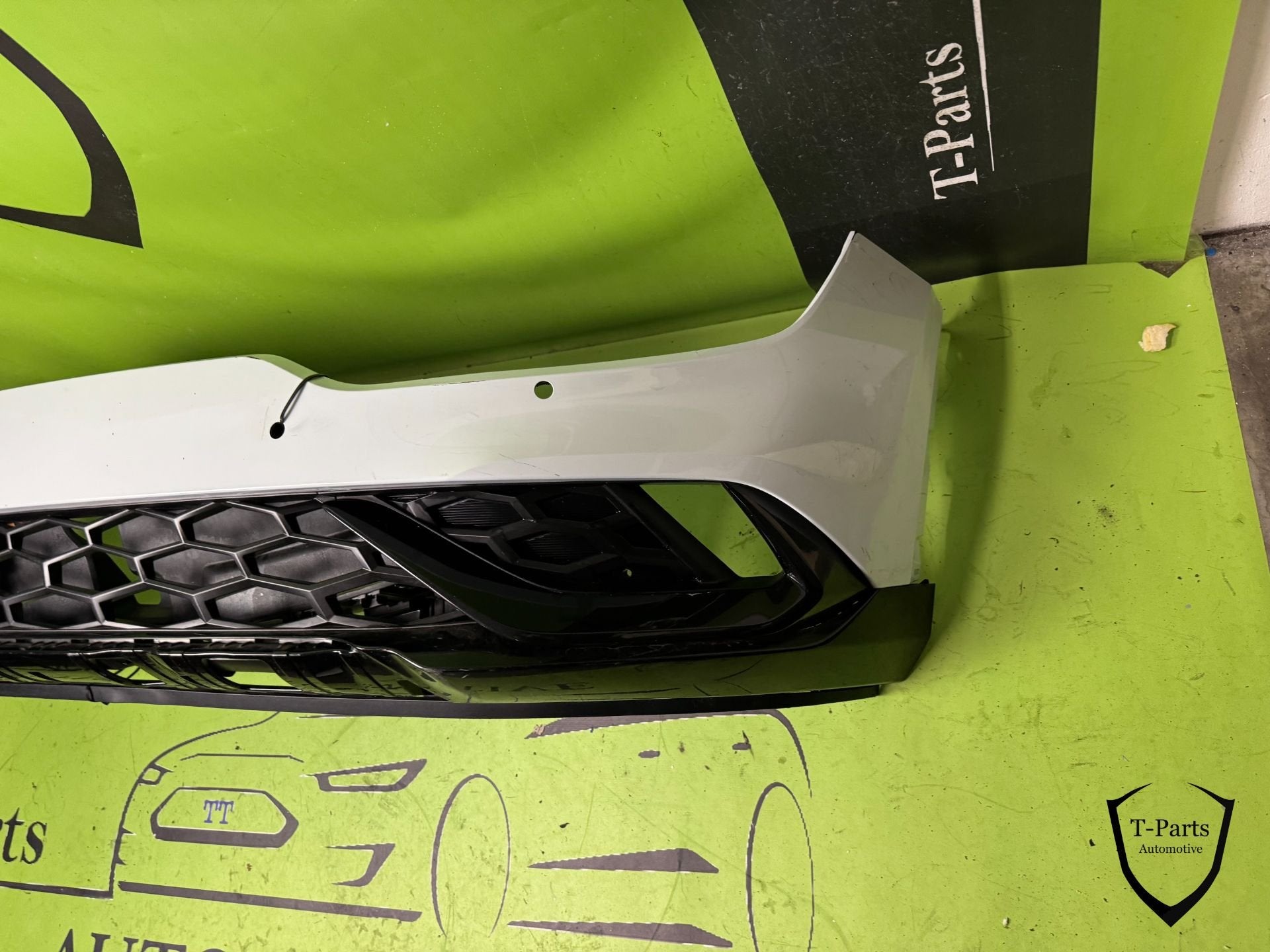 kia sportage GT voorbumper bumper, Heolleung-ro 12
06797  Seoul, Ophalen of Verzenden, Bumper, Info@kia.com