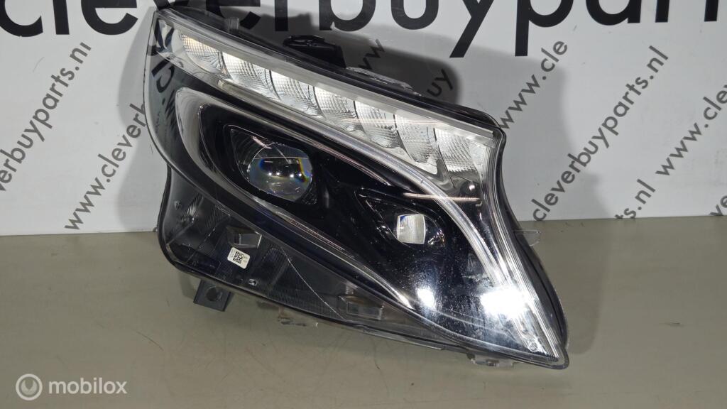 Koplamp origineel led Vito Bestel W447 ('14-'19) A4479061601, Gebruikt, Mercedes-Benz, Ophalen of Verzenden, Mercedes-Benz