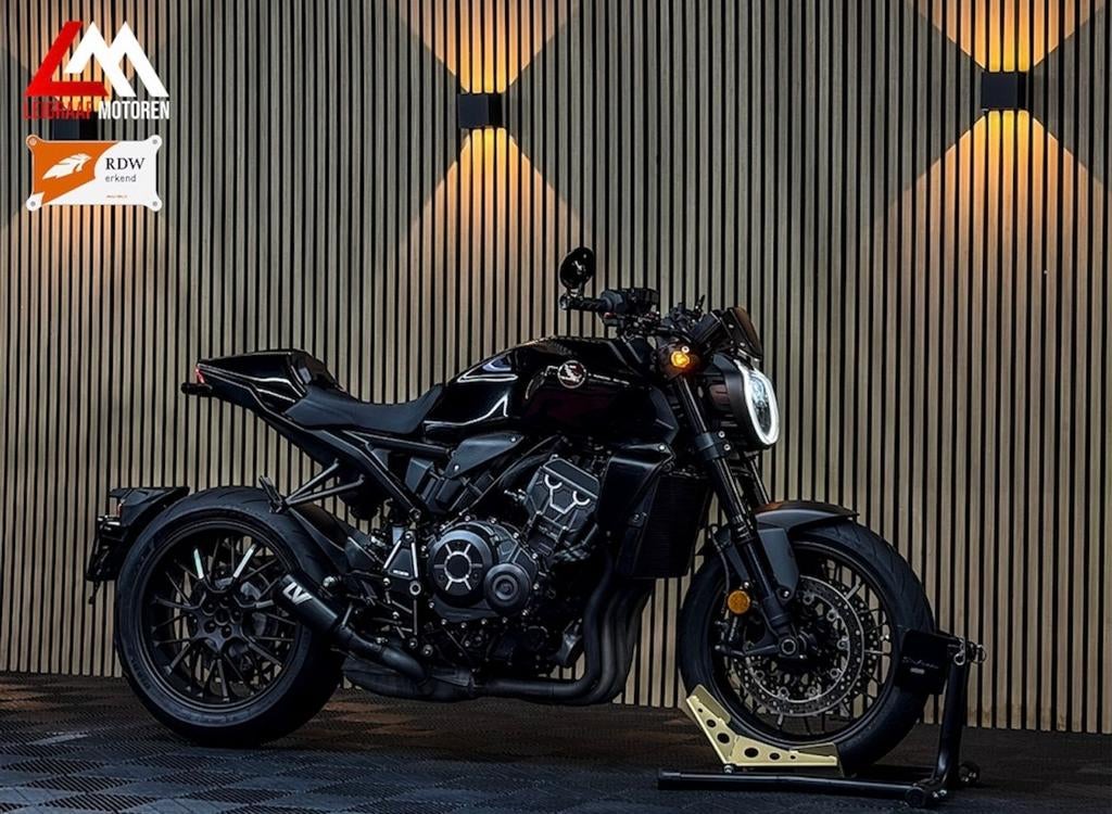 HONDA CB 1000 R BLACK EDITION - 2024 - Leovince, HONDA, 4 cilinders, Bedrijf, Onbekend