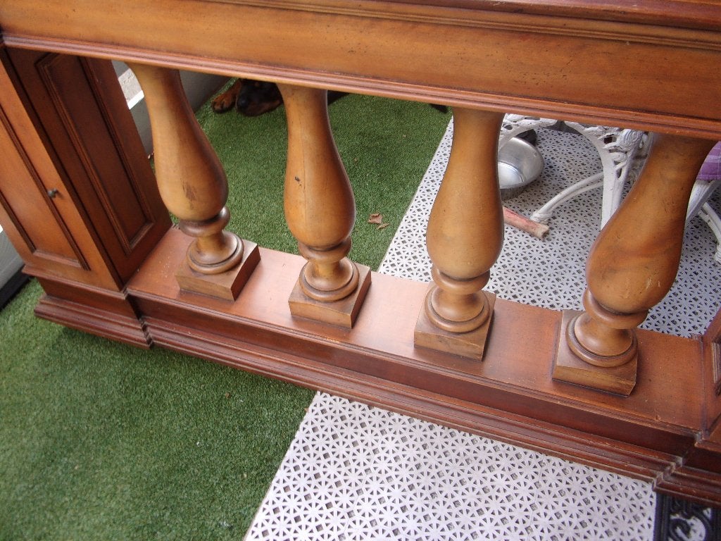 barok Antieke houten balustrade met 2 kastje, Ophalen