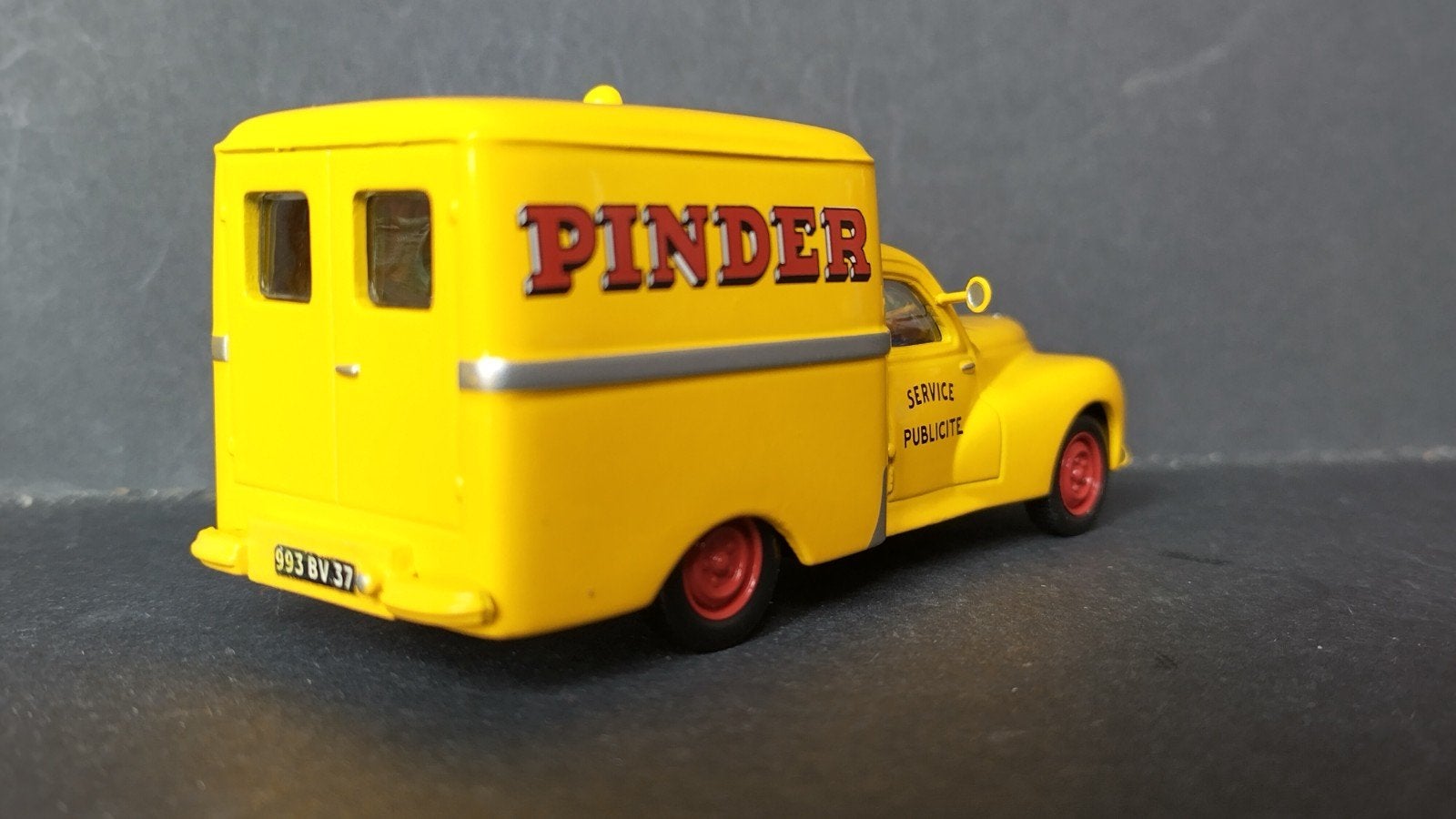 Peugeot 203 Commerciale Circus Pinder 1:43 Altaya Pol, Overige merken, Auto, ., Nieuw
