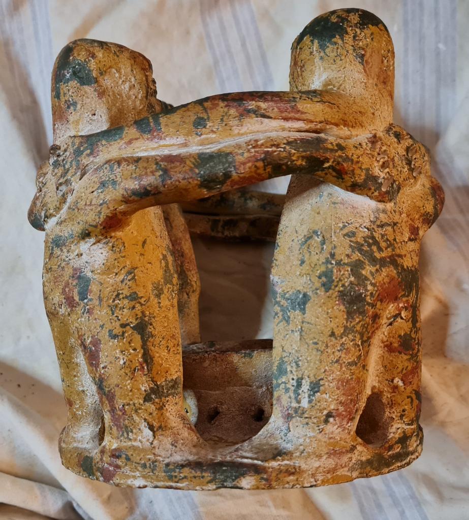 Originele Mexicaanse 'Circle of Friends' terracotta beeld, Ophalen of Verzenden, Zo goed als nieuw, Mens