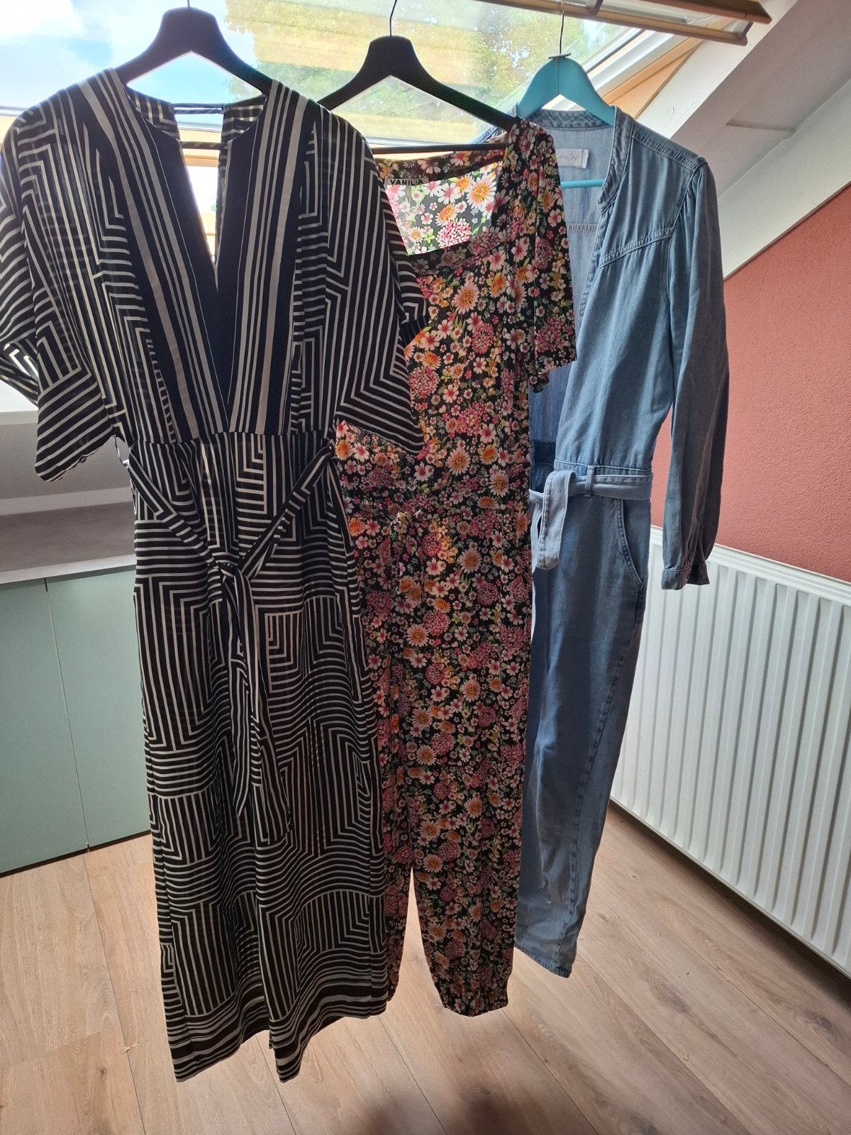 Dameskleding Maat M & Laarzen Maat 39 - Diverse Merken, Kleding | Dames, Overige Dameskleding, Zo goed als nieuw, Ophalen of Verzenden