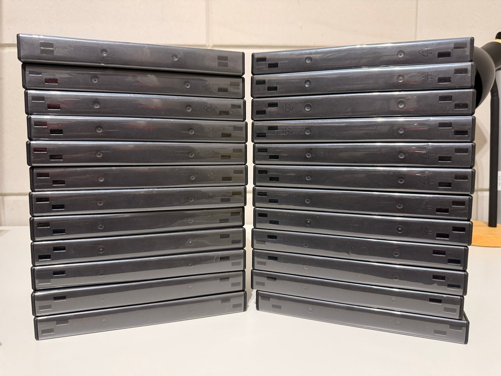 150 DVD doosjes voor 6 discs - Zwart, Alle leeftijden, Ophalen of Verzenden, Zo goed als nieuw