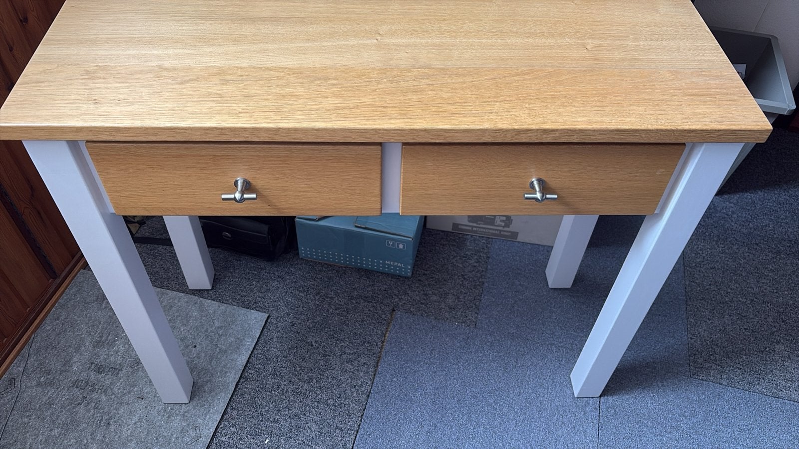 Stijlvol houten sidetable met lades, Ophalen, Gebruikt, 50 tot 100 cm, Eikenhout