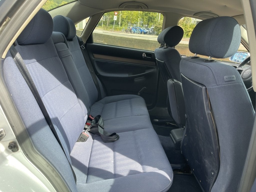 Audi A4 Limousine 1.8 5V Advance Inruilauto Meeneemprijs, foto 12