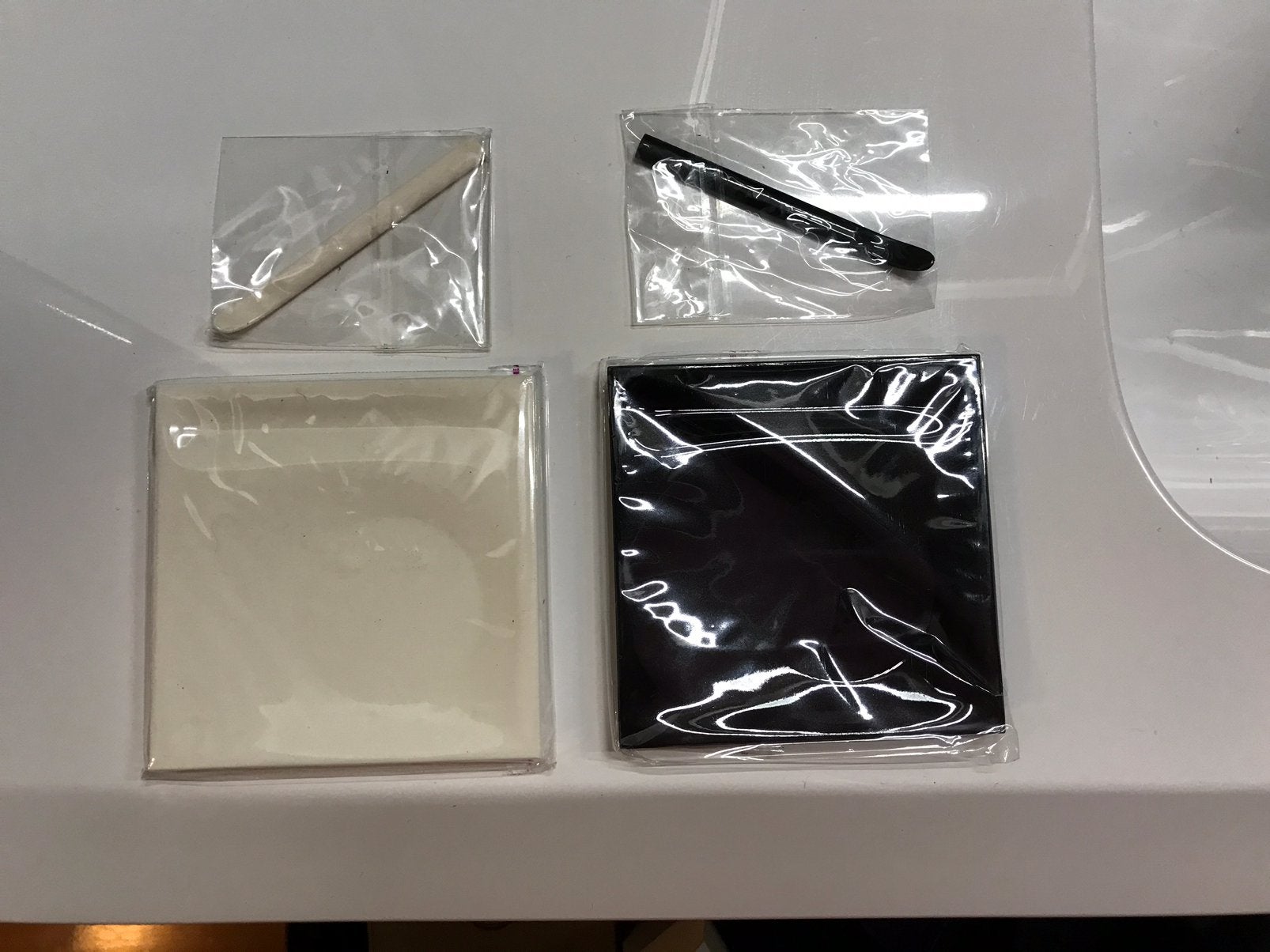 2x onderzetter creme Shiseido, Sieraden, Tassen en Uiterlijk, Uiterlijk | Gezichtsverzorging, Ophalen of Verzenden, Nieuw, Gehele gezicht